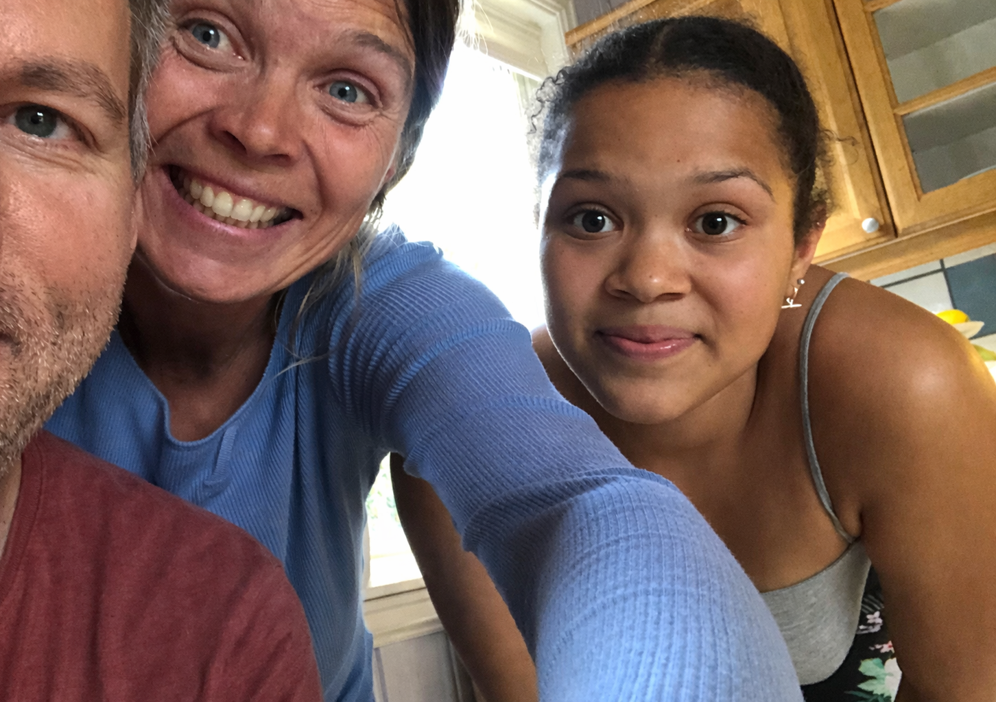 Vertane Frank og Kristin på Skogli Gard – gårdsovernatting og hjortejakt i Ofredalen, Årdal